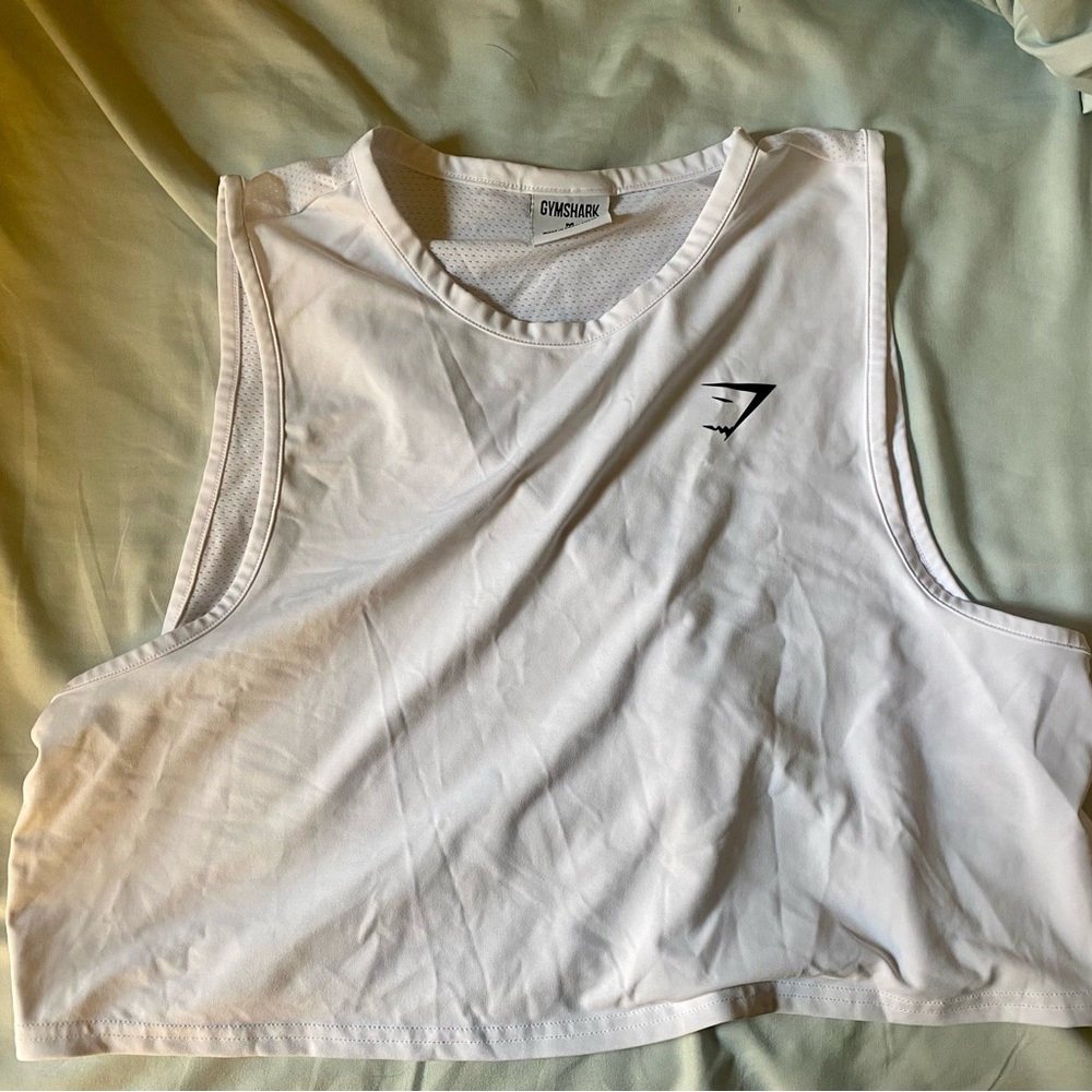 Gymshark cropped muscle tank